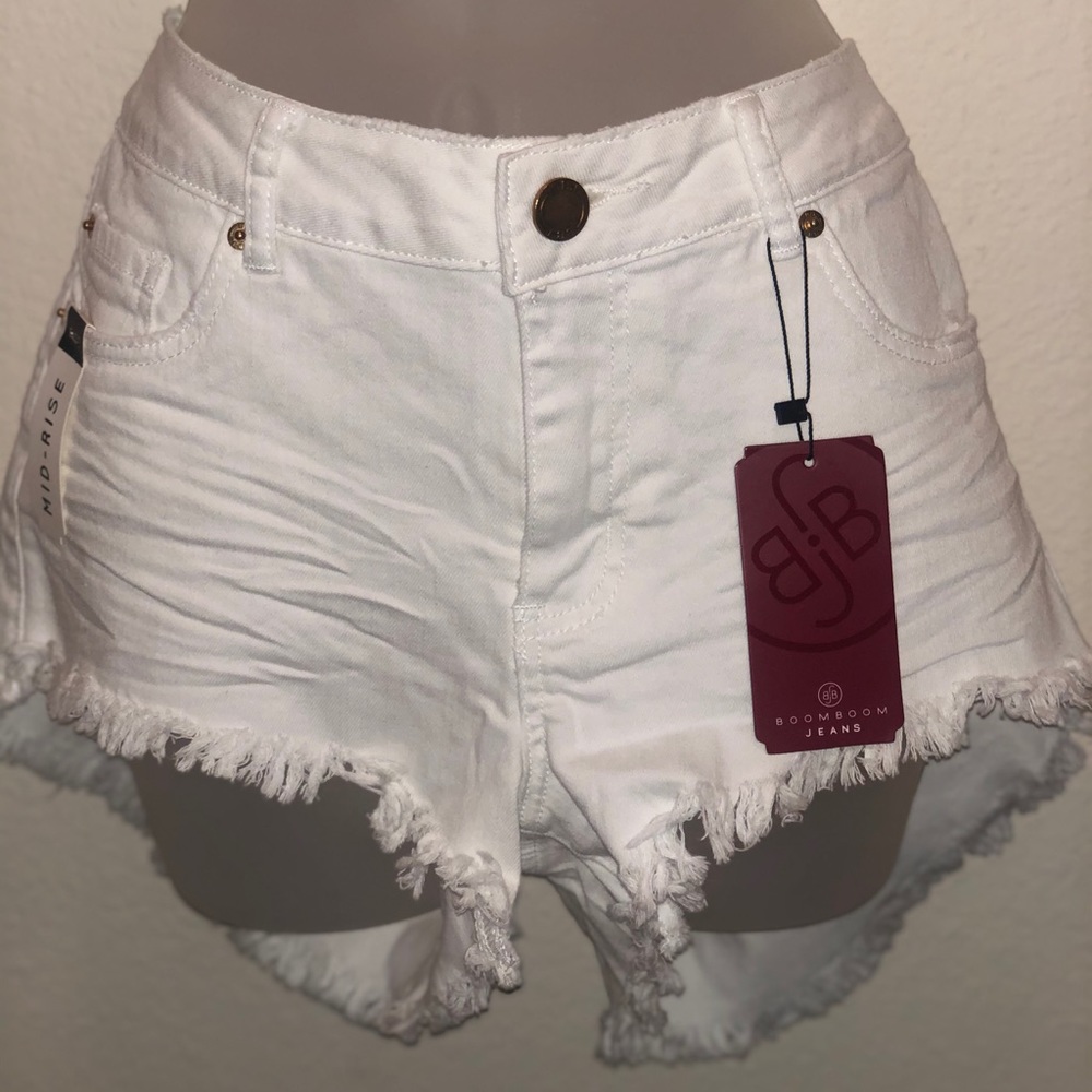 Woman white BJB shorts